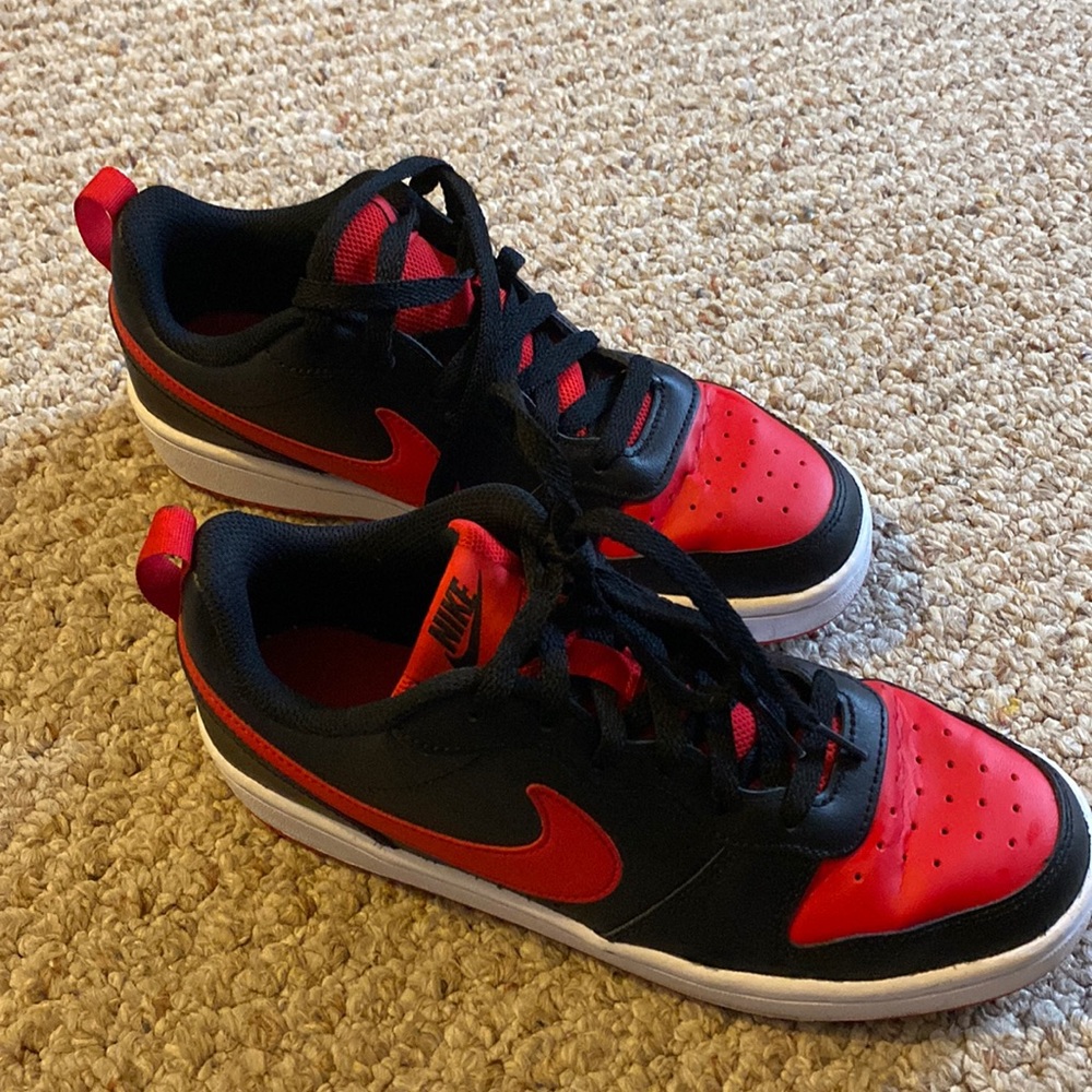 Nike shoes